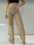 Calça wide leg rasgada no joelho